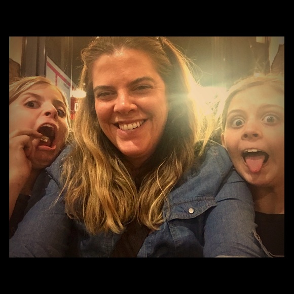 Meet your Posher, Alex - Picture 2 of 4